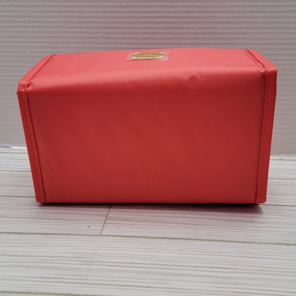 JM New York Red Roll Up Toiletry Cosmetic Bag W/Detachable Bags - Picture 7 of 13